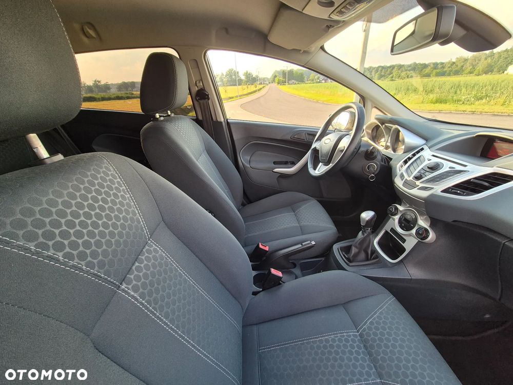 Ford Fiesta 1.25 Titanium - 22