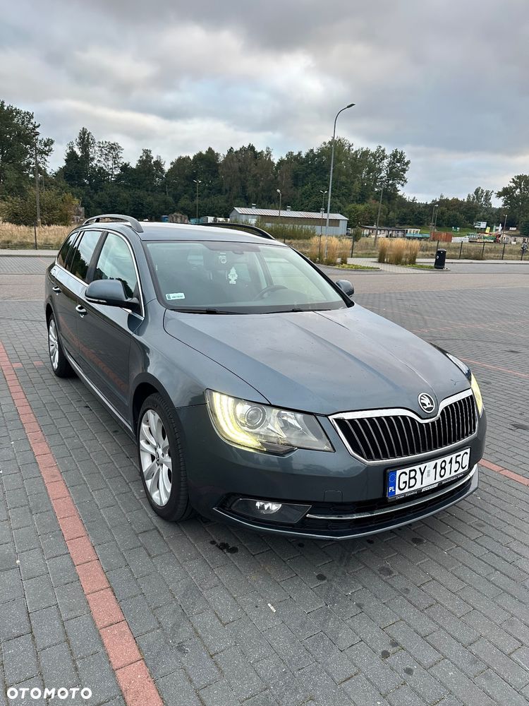 Skoda Superb 2.0 TDI Active DSG - 3