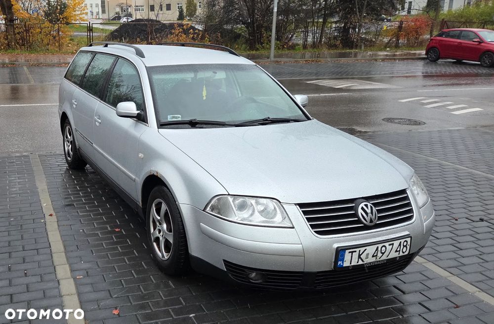 Volkswagen Passat 1.9 TDI Comfortline - 1