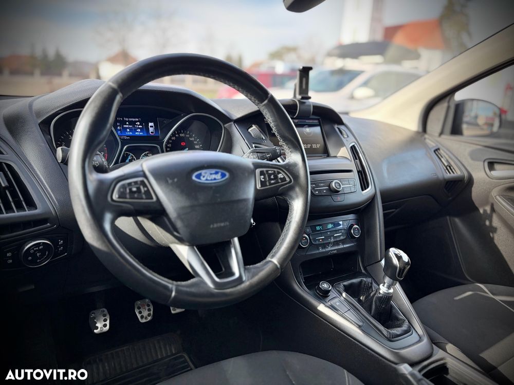 Ford Focus 1.6 Ecoboost Start Stop Trend - 13