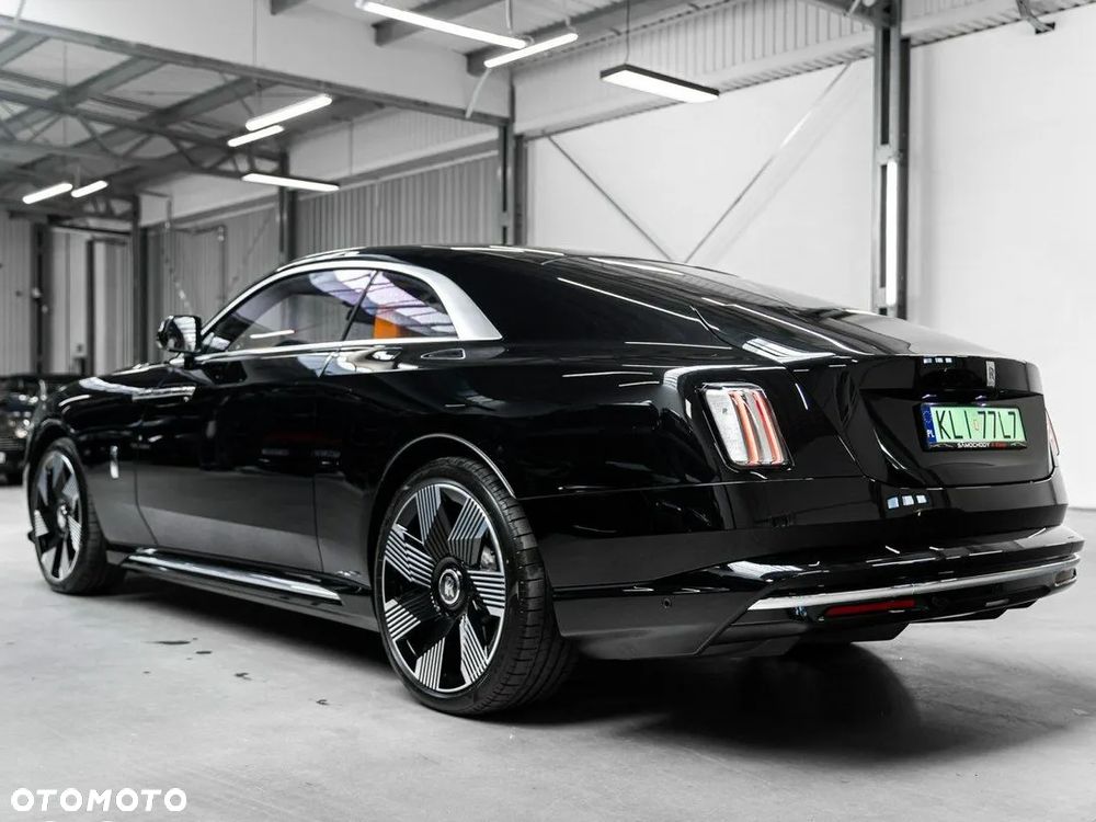 Rolls-Royce Spectre - 9
