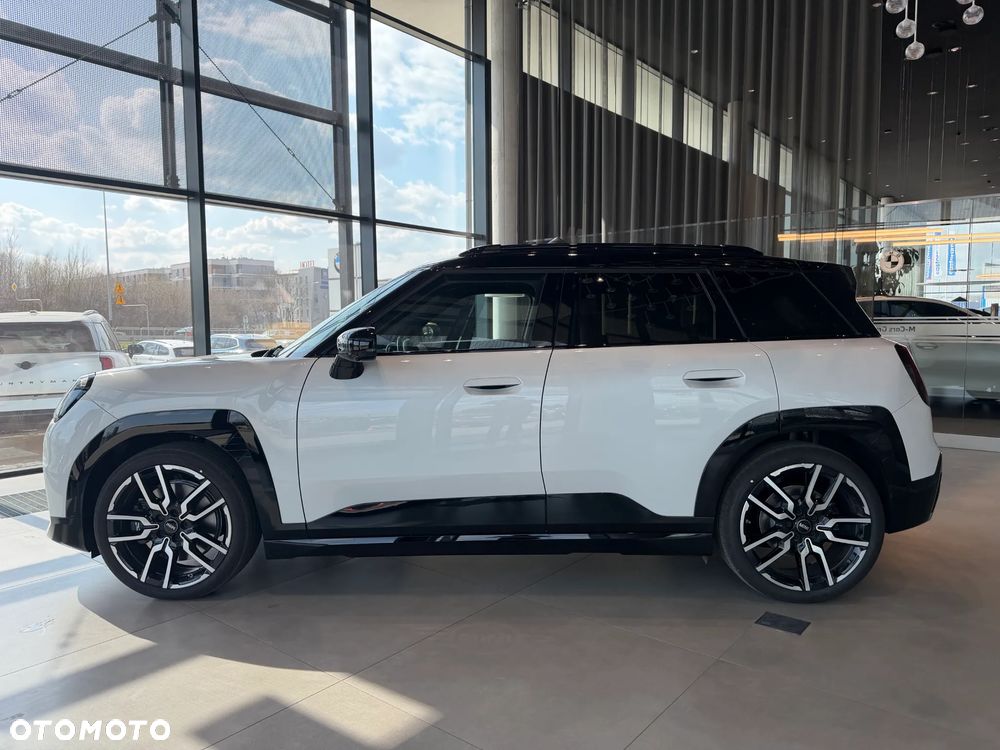 MINI Aceman SE John Cooper Works Trim - 9