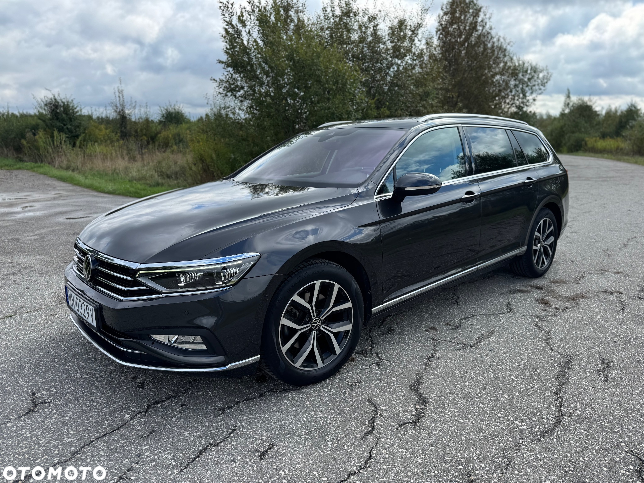 Volkswagen Passat 1.5 TSI EVO Elegance DSG - 4