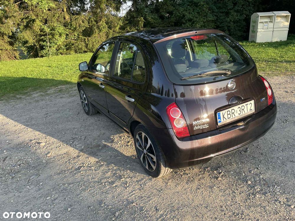 Nissan Micra - 2