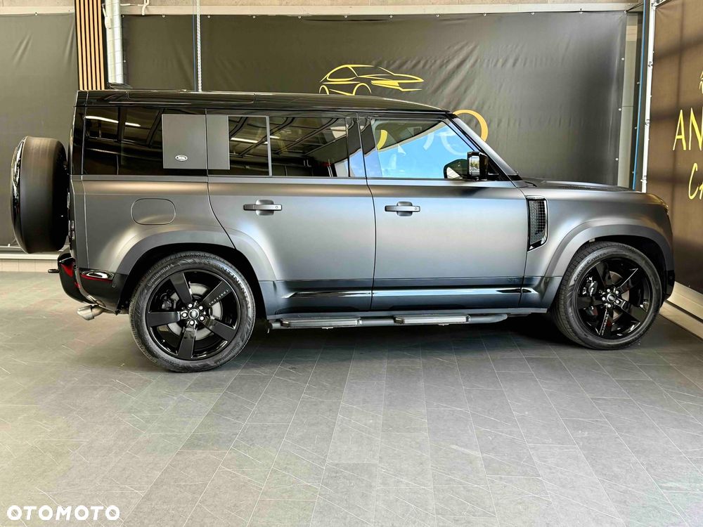 Land Rover Defender 5.0 P525 V8 - 11