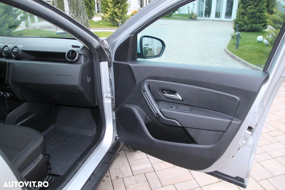 Dacia Duster 1.6 SCe Prestige jante 17" - 32