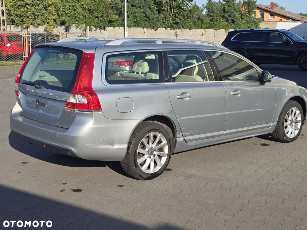 Volvo V70 D4 Summum - 8