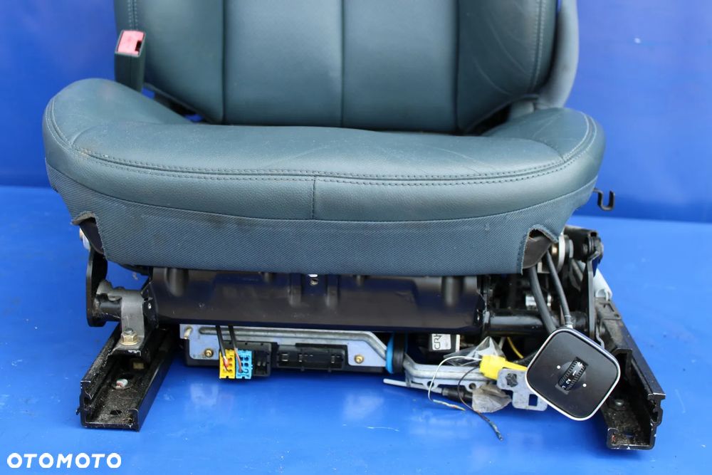 Fotel + pas lewy kierowcy niebieski OE Mercedes SL R230 W230 - 15