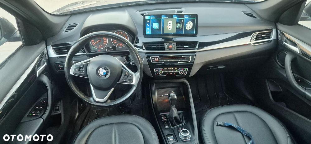 BMW X1 xDrive25i Sport Line sport - 18