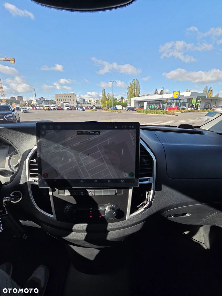 Mercedes-Benz Vito - 19