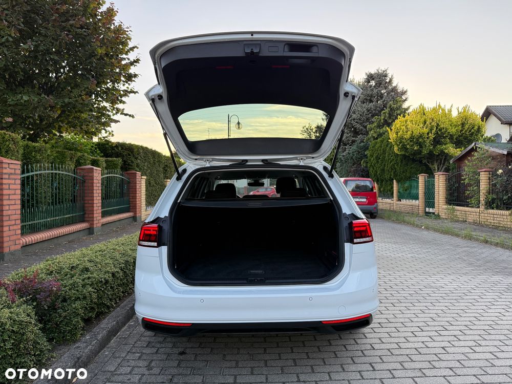 Volkswagen Passat 1.5 TSI EVO Business - 36