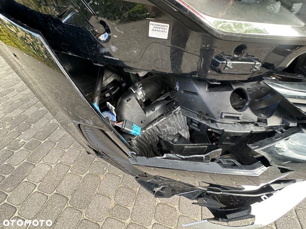 Peugeot 3008 1.2 PureTech Active Pack S&S EAT8 - 17