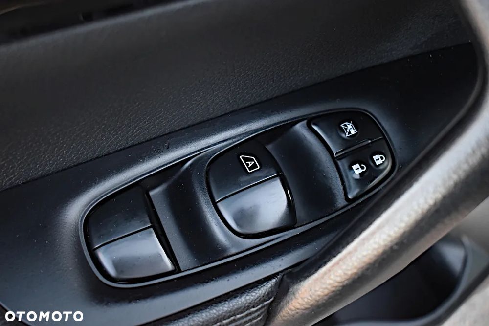 Nissan Qashqai 1.2 DIG-T Tekna+ - 26