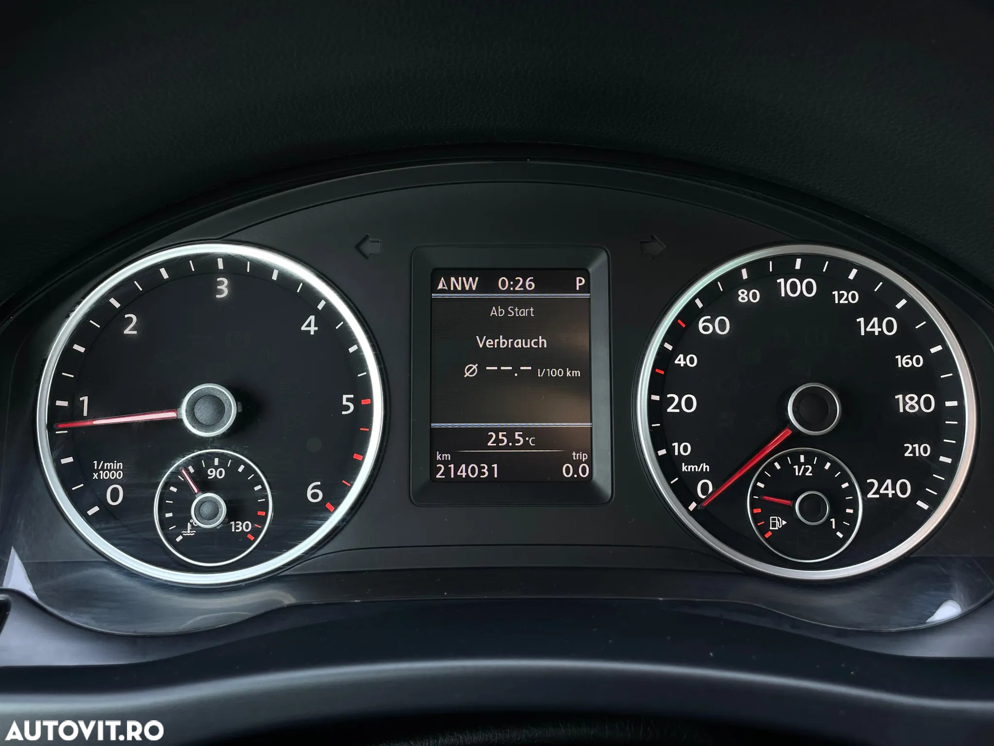 Volkswagen Tiguan 2.0 TDI 4Motion DSG BMT Sport & Style - 33