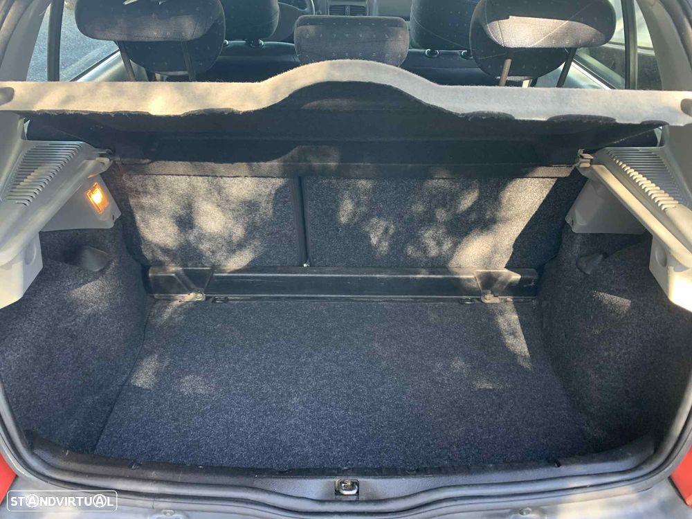 Renault Clio 1.2 16V Confort Privilège - 6