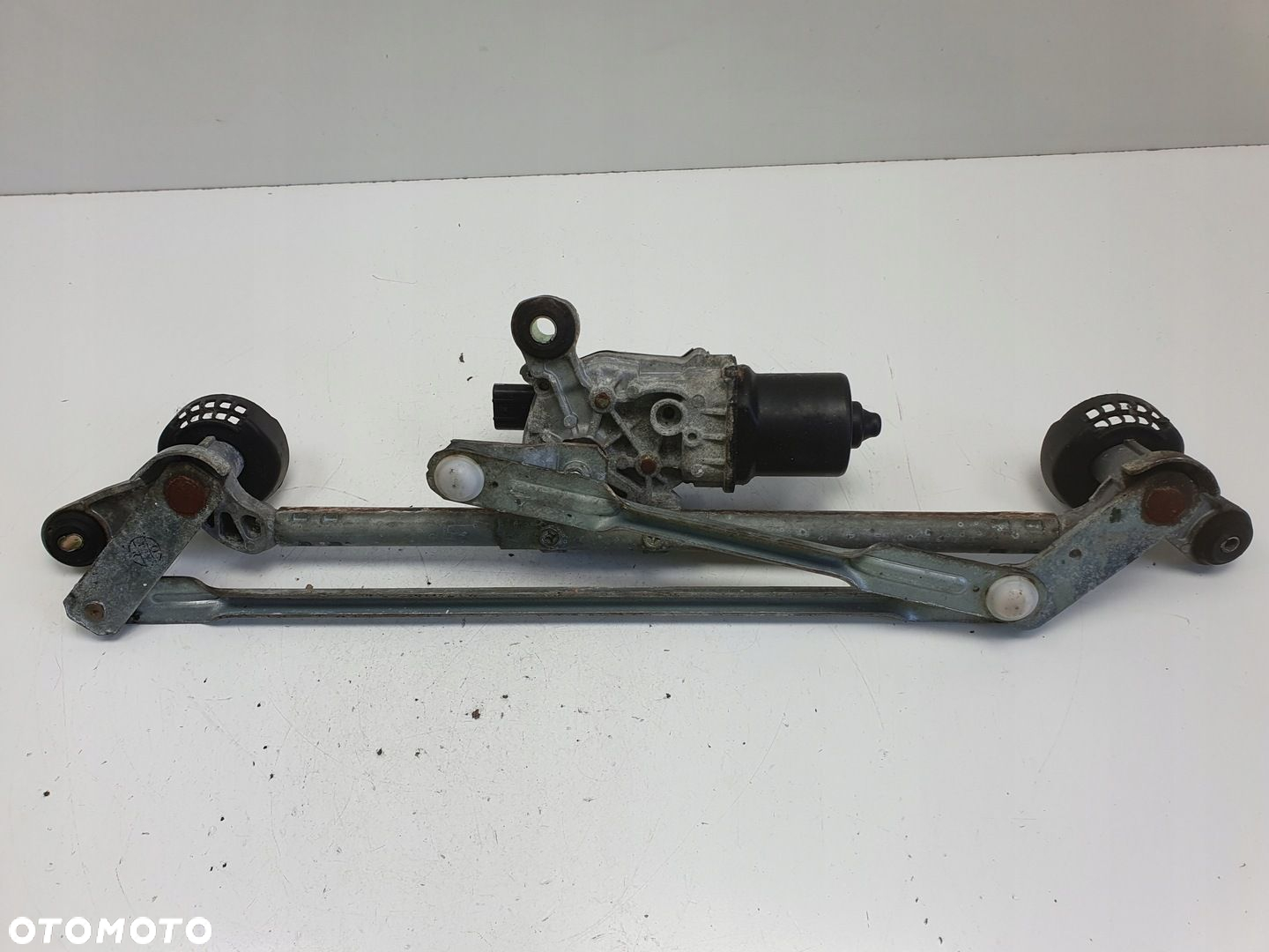 Nissan Qashqai II J11 MECHANIZM WYCIERACZEK przód Europa - 3