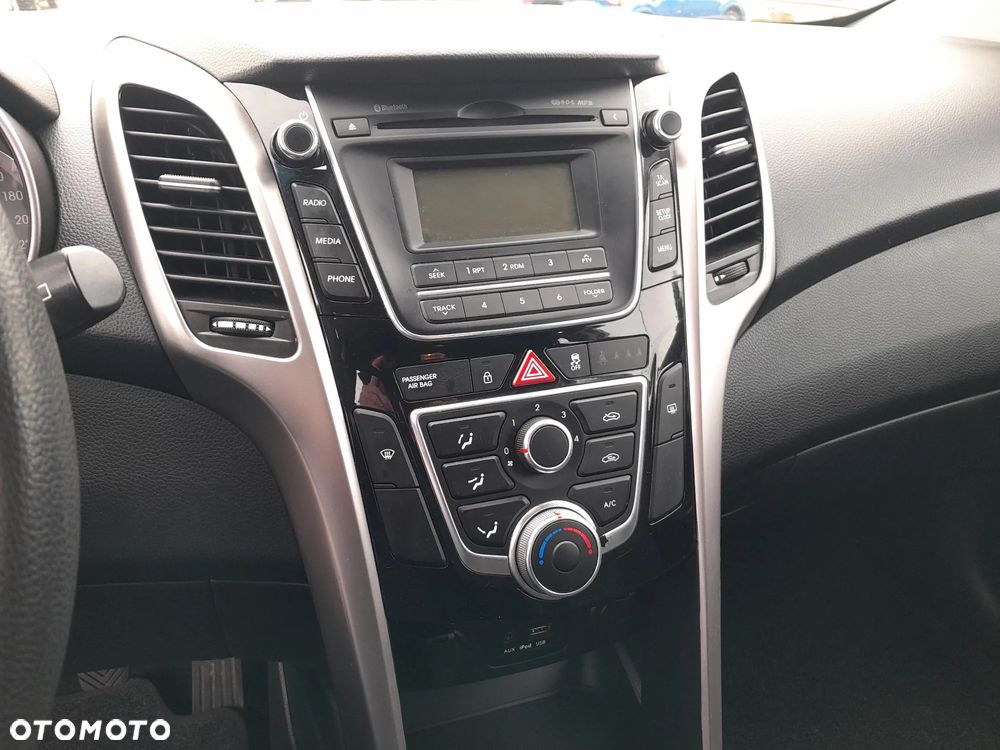 Hyundai i30 1.6 D Comfort - 20
