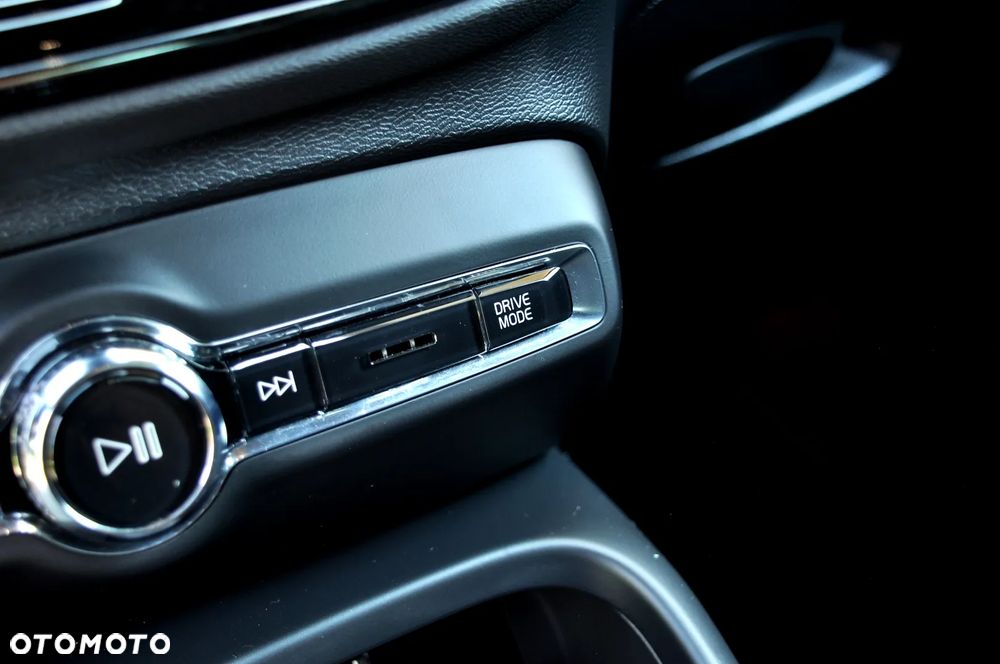 Volvo XC 40 T3 Geartronic RDesign - 28