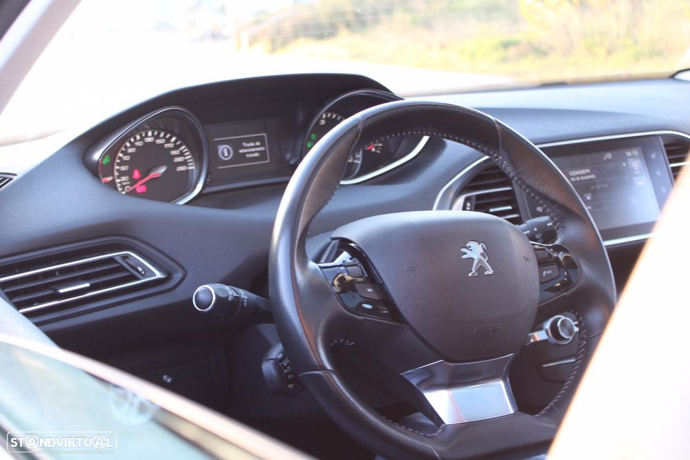 Peugeot 308 1.6 BlueHDi Allure J18 - 7