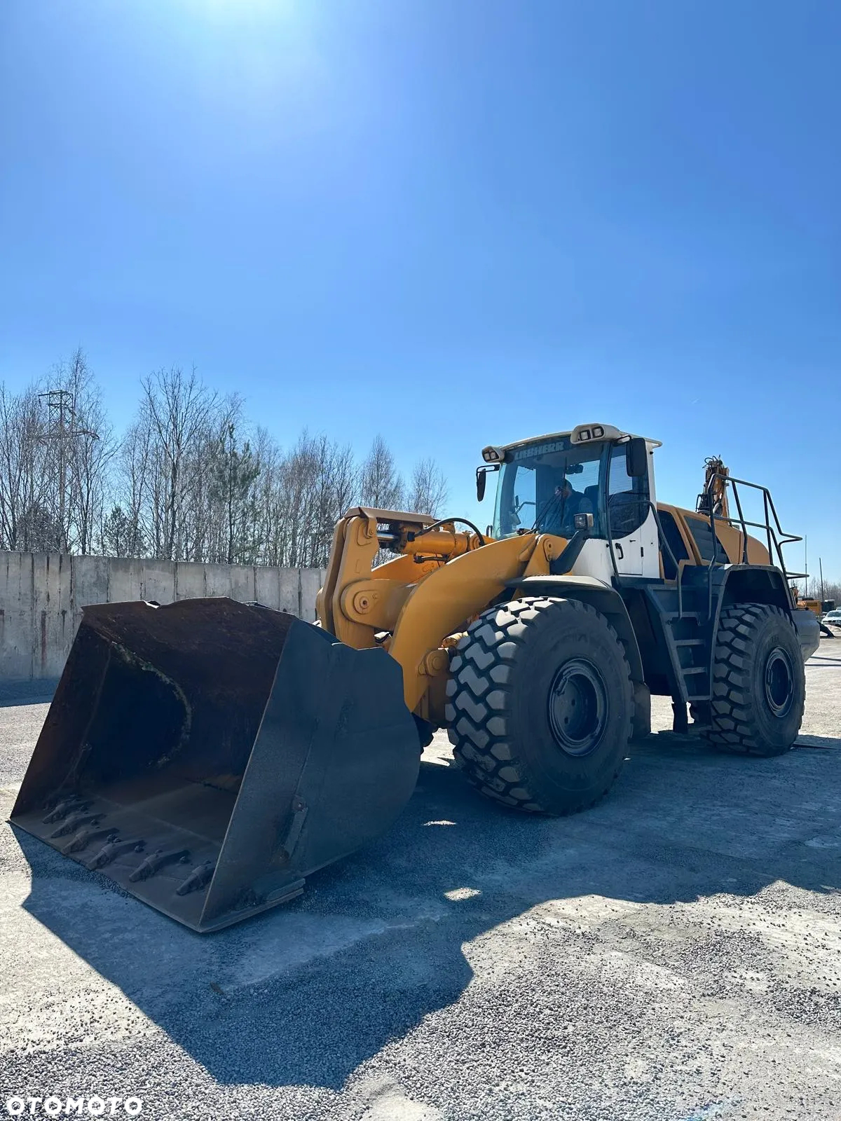 Liebherr 586 - 3