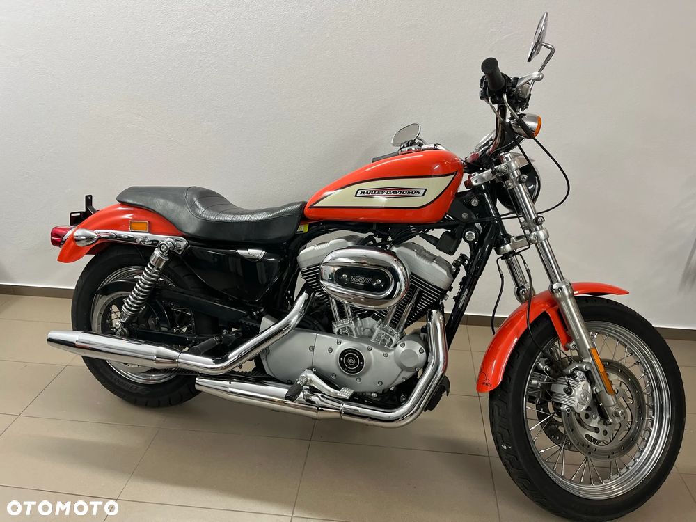 Harley-Davidson Sportster Roadster 1200R - 12