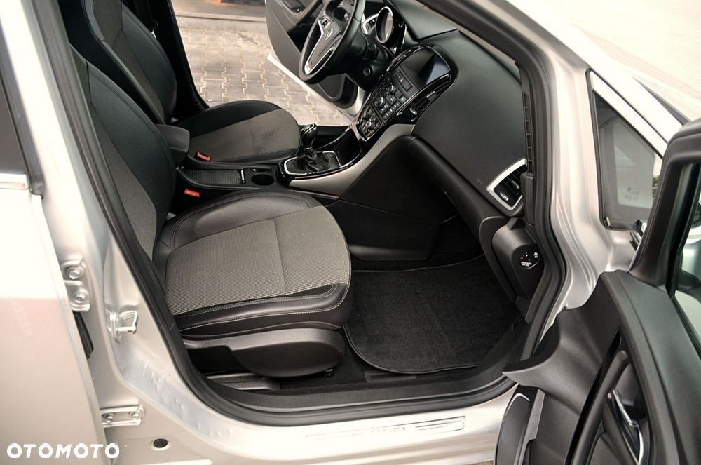 Opel Astra - 17