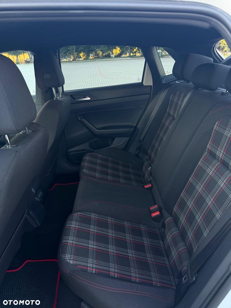 Volkswagen Polo 2.0 TSI GTI DSG - 10