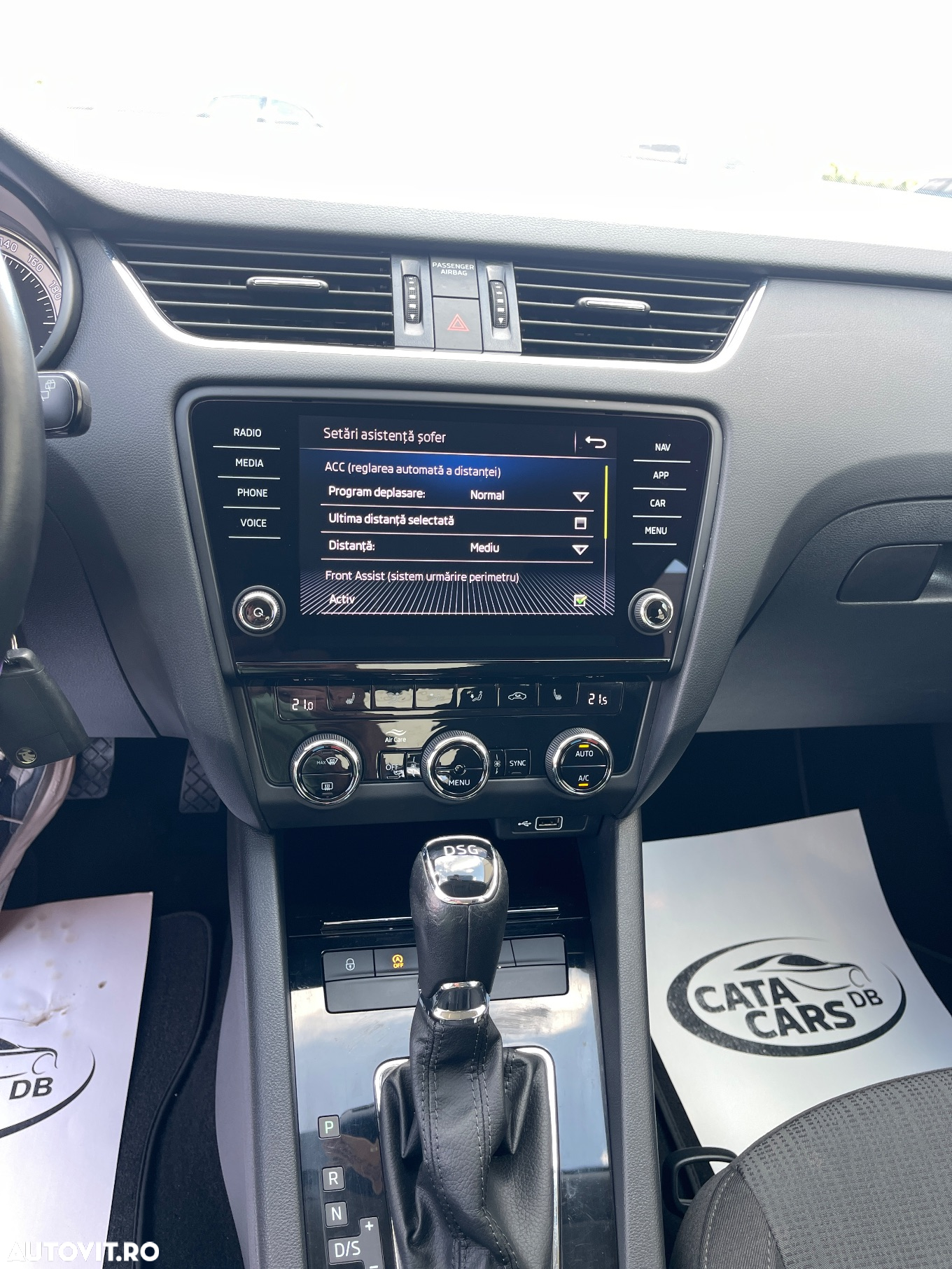 Skoda Octavia 1.6 TDI DSG Style - 35
