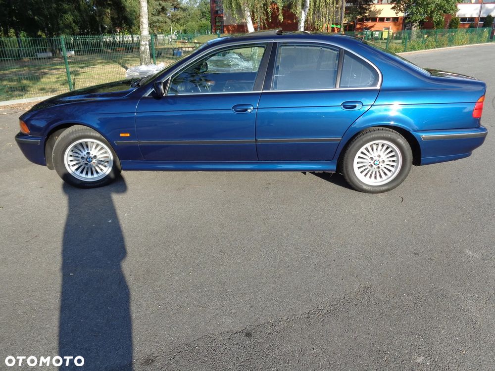 BMW Seria 5 - 12