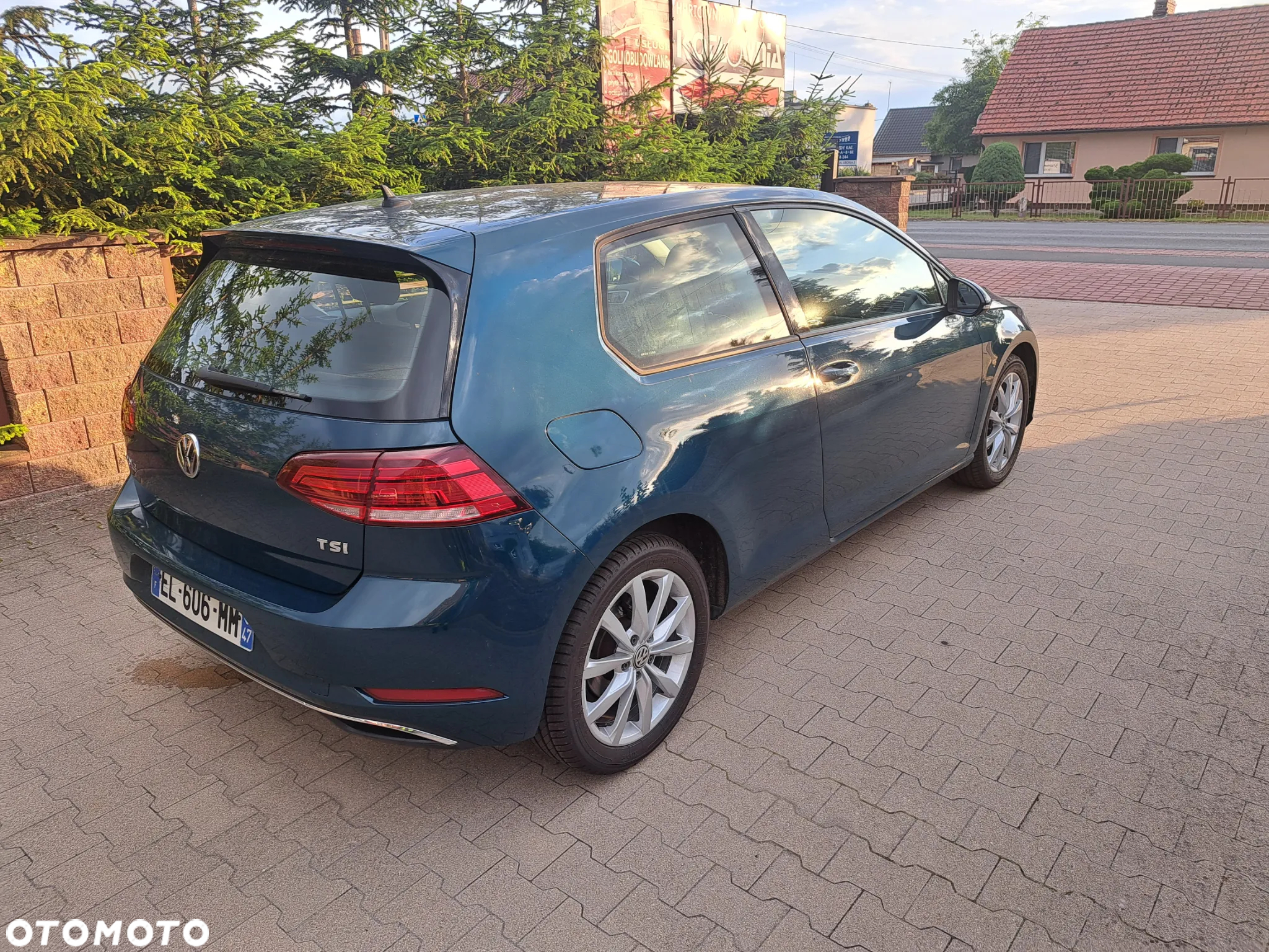 Volkswagen Golf 1.0 TSI (BlueMotion Technology) Trendline - 4