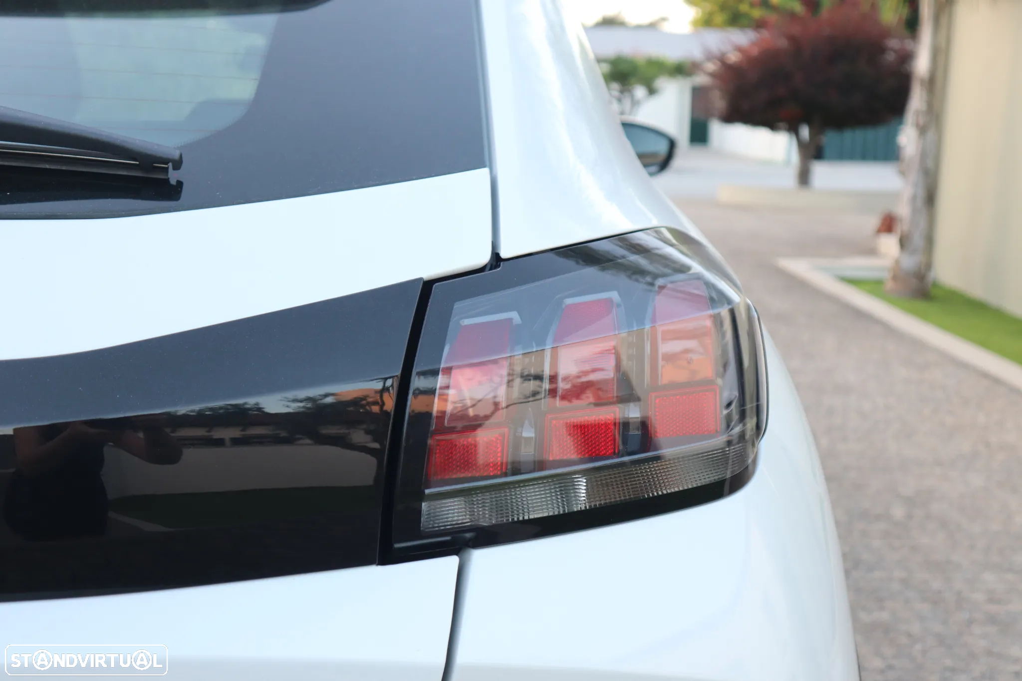 Peugeot e-208 50 kWh Active - 8