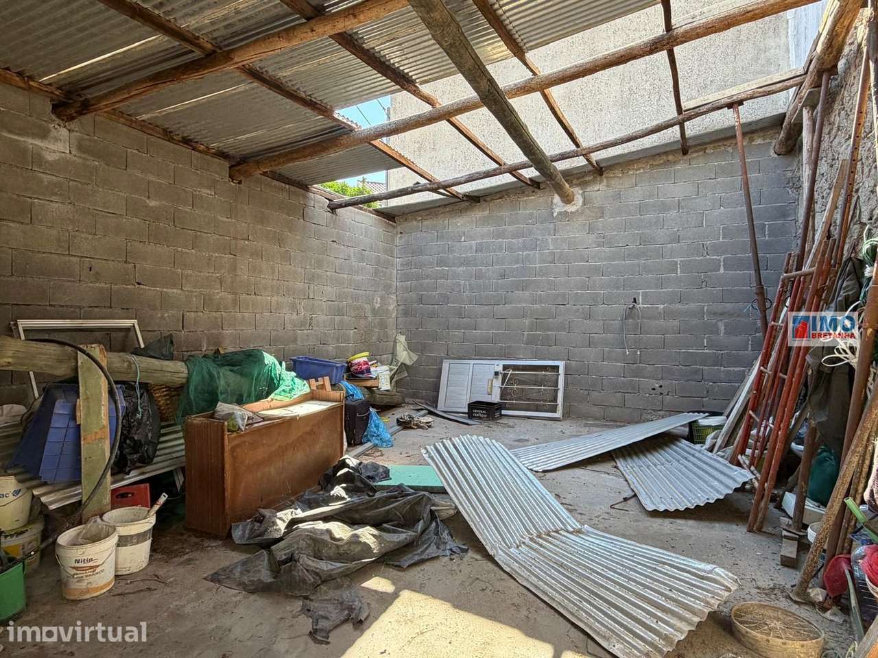 Oportunidade Única na Póvoa de Rio Moinhos: O Espaço que se Adapta aos - Grande imagem: 3/7