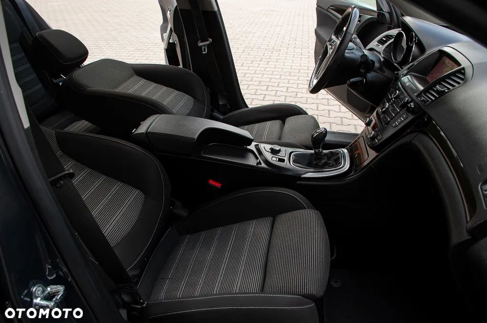 Opel Insignia 2.0 CDTI Edition - 20