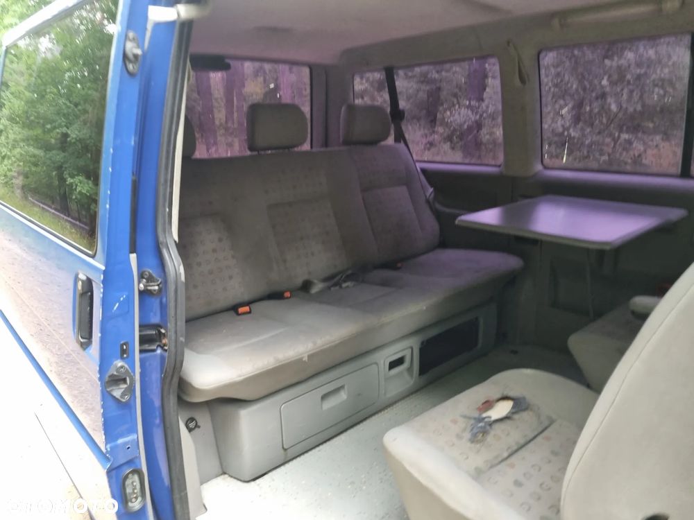 Volkswagen Multivan - 19