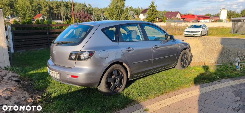 Mazda 3 2.0 16V Active - 3