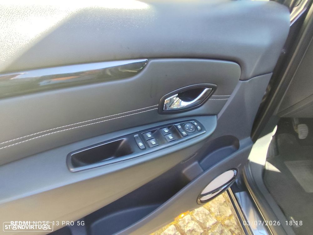 Renault Grand Scénic 1.6 dCi Bose Edition SS - 23