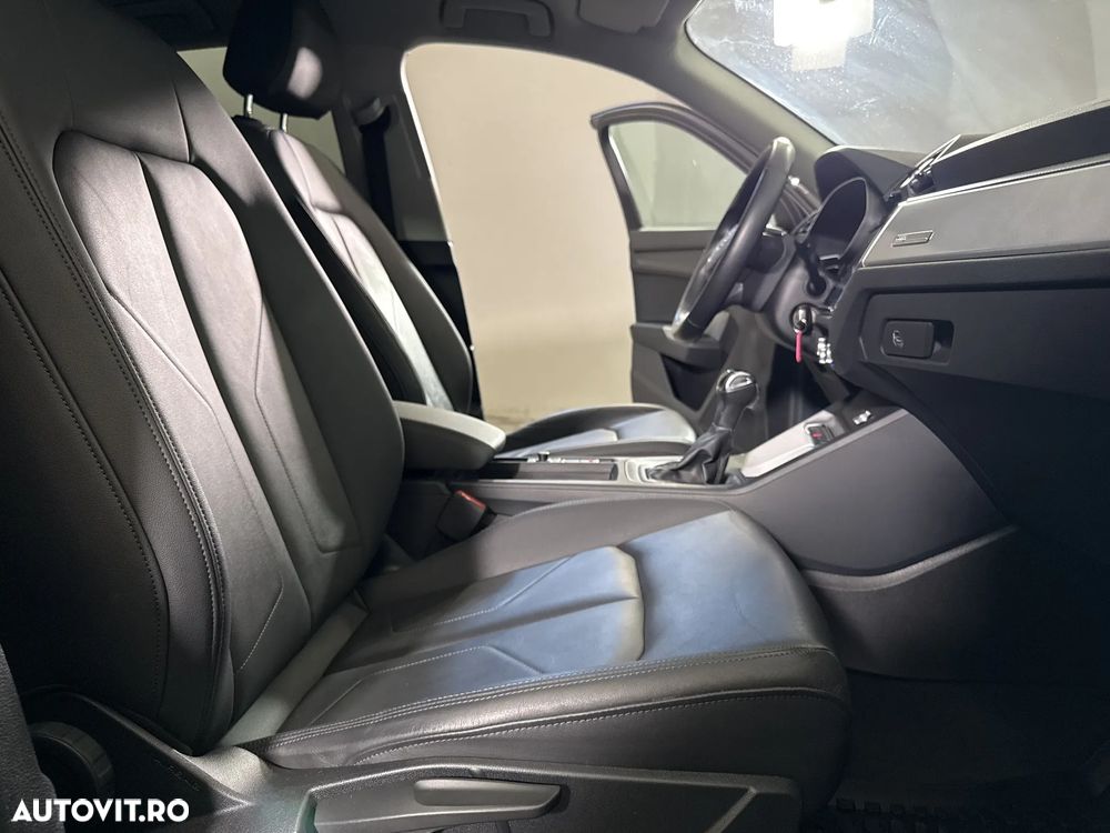 Audi Q3 Sportback - 12