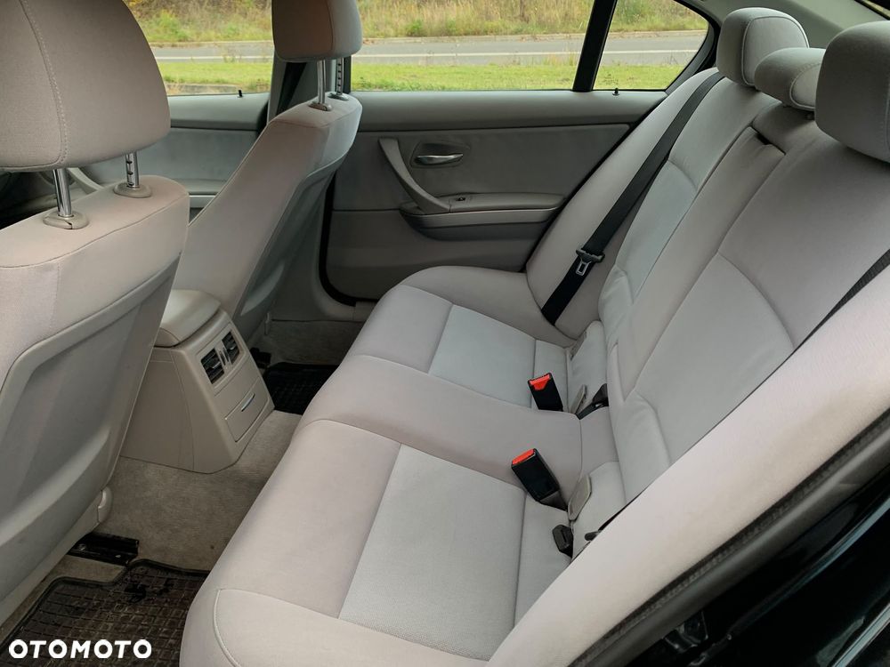 BMW Seria 3 - 14