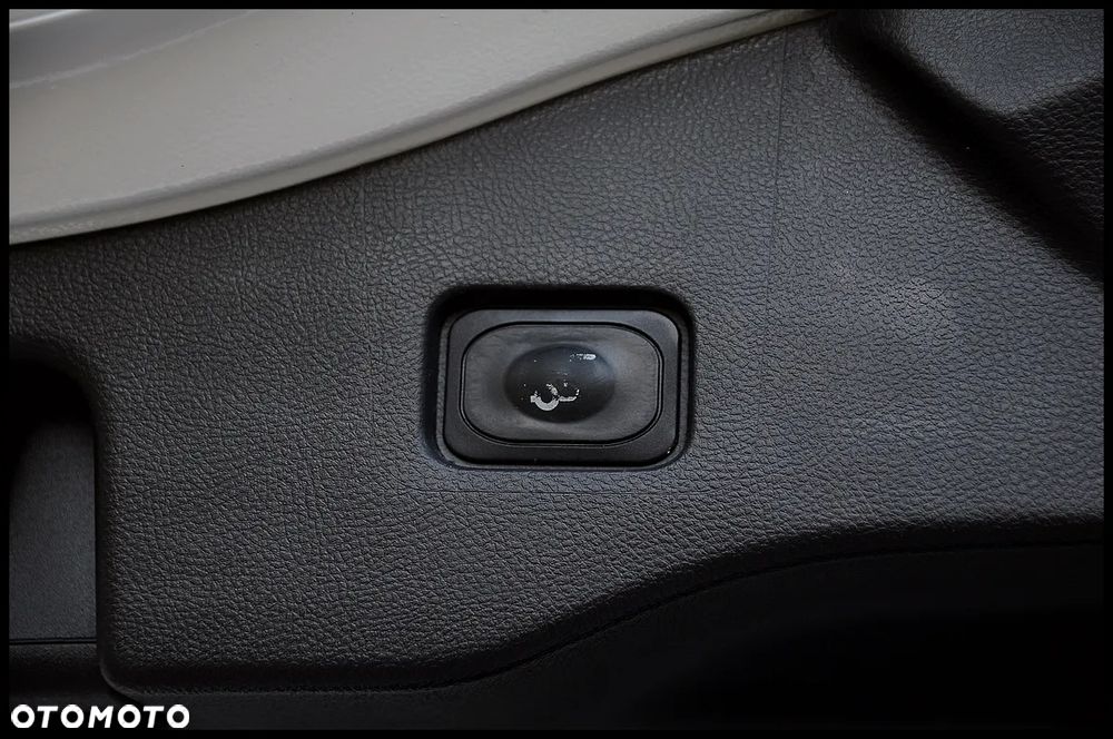 Ford Mondeo 2.0 TDCi Titanium - 22