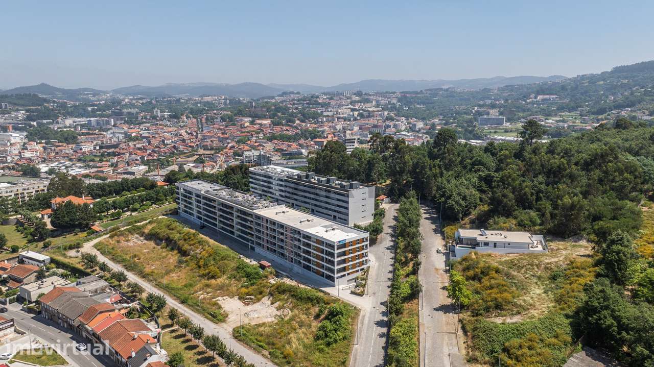 T3 Semi-Novo em Urgezes | Uma das zonas mais procuradas de Guimarães - Grande imagem: 5/29