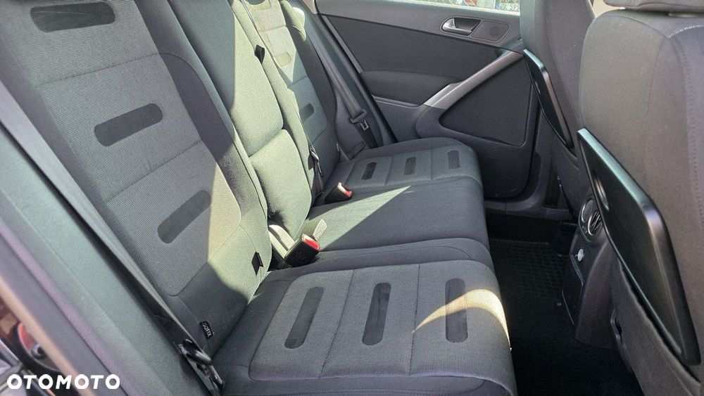 Volkswagen Tiguan - 15
