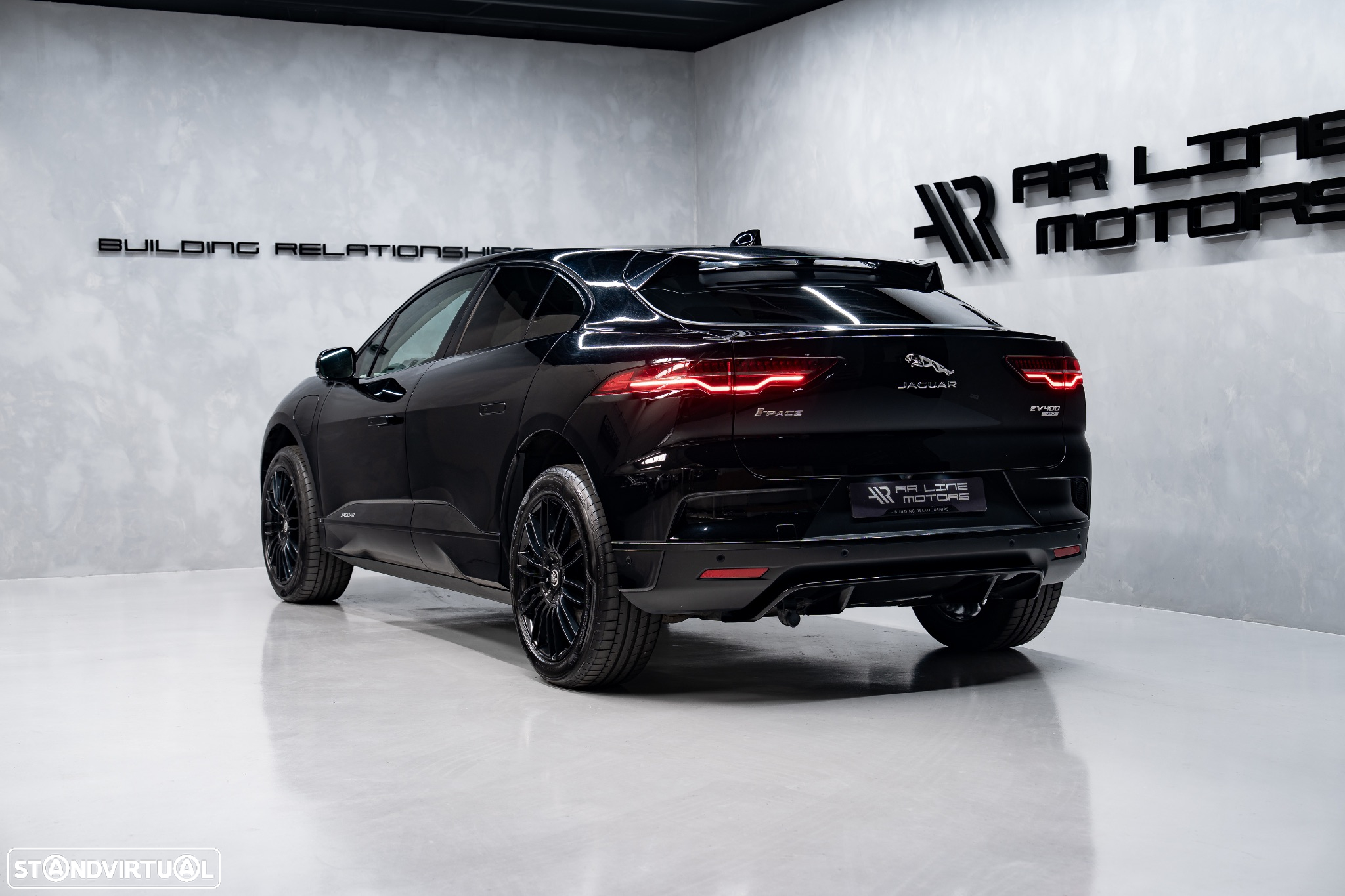 Jaguar I-Pace EV400 AWD SE - 9