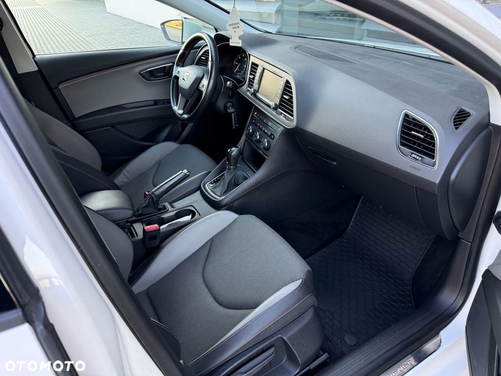 Seat Leon ST 2.0 TDI Start&Stop 4Drive DSG X-Perience - 24