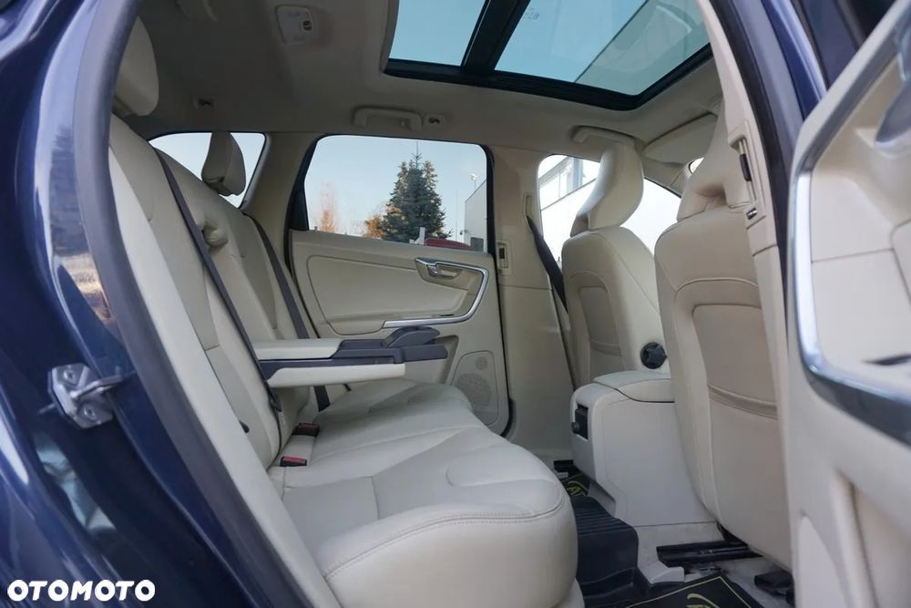 Volvo XC 60 D4 Summum - 35