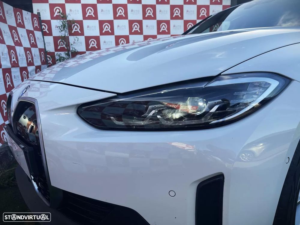 BMW i4 eDrive40 - 7