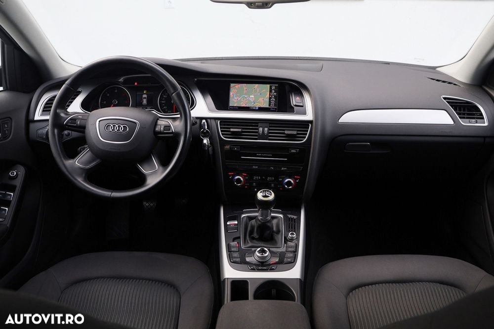 Audi A4 Avant - 8