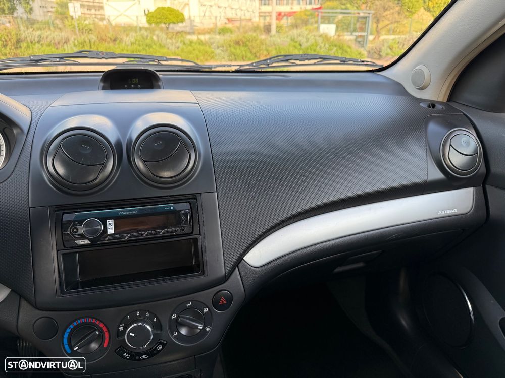 Chevrolet Aveo 1.2 LS - 9