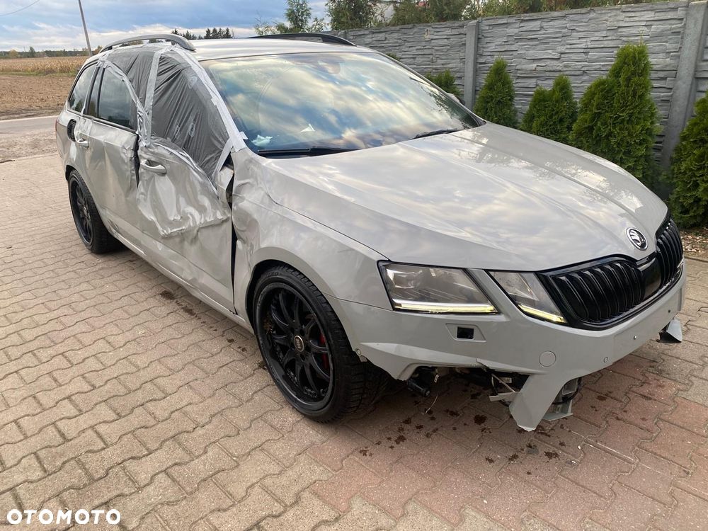 Skoda Octavia 2.0 TSI DSG RS 245 - 6
