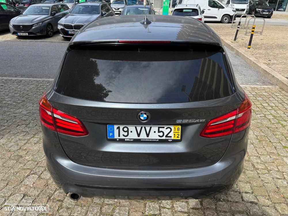 BMW 225xe Active Tourer - 8