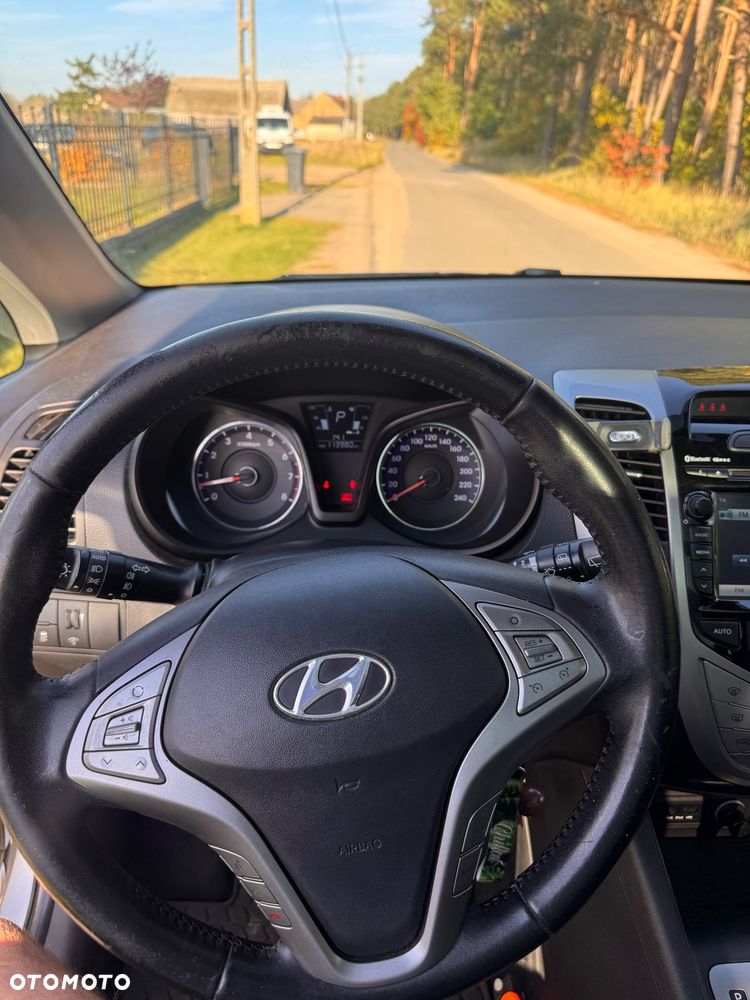 Hyundai ix20 - 8